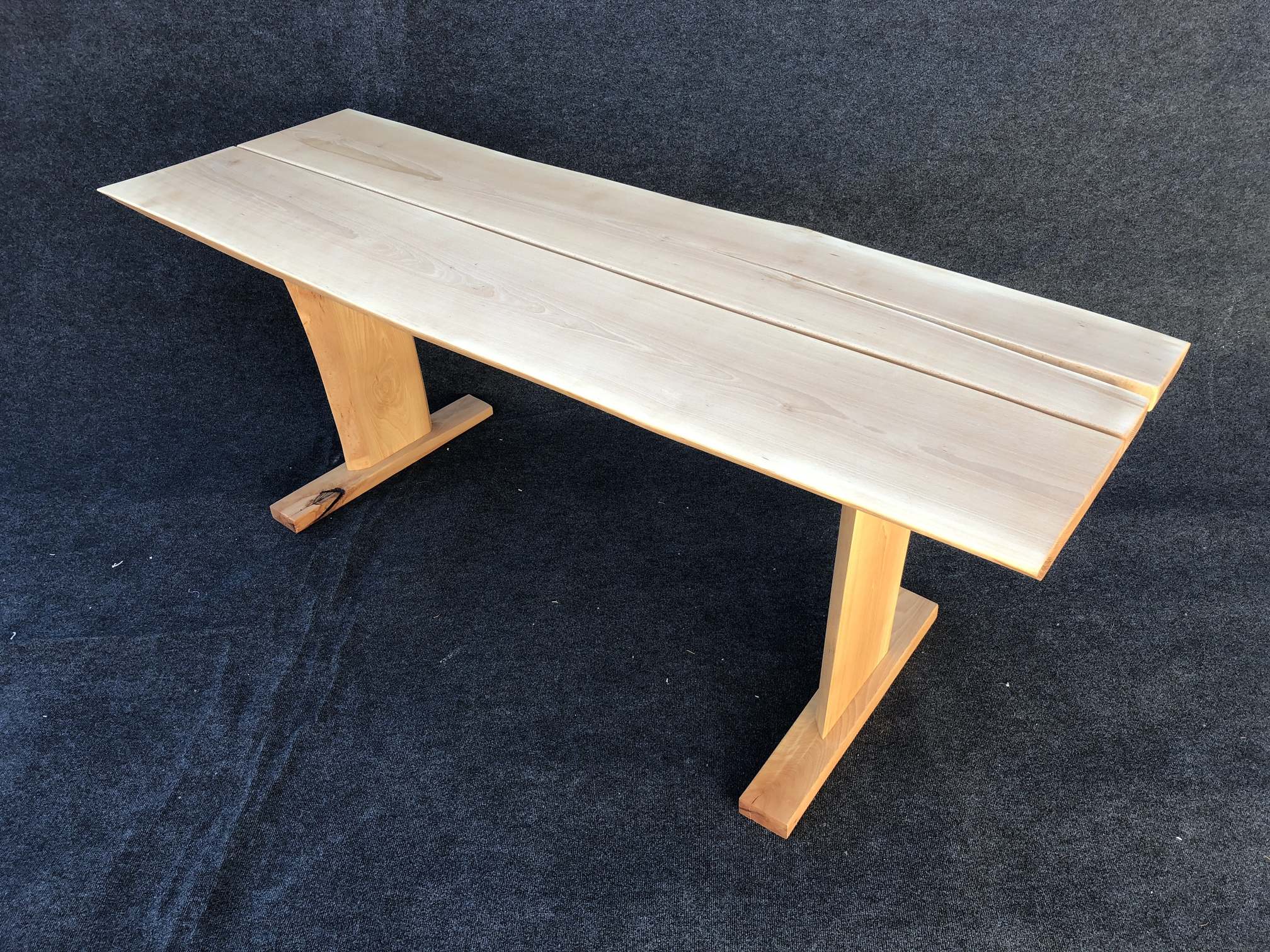 Esstisch Buche Ohne Rinde Mit Holzbeinen Albtisch De Esstisch landhausstil massiv esstisch kreuzgestell esstisch lampe skandinavischer stil massiver baumstamm tisch mammut 220cm akazie massivholz holzbeine. esstisch buche ohne rinde mit